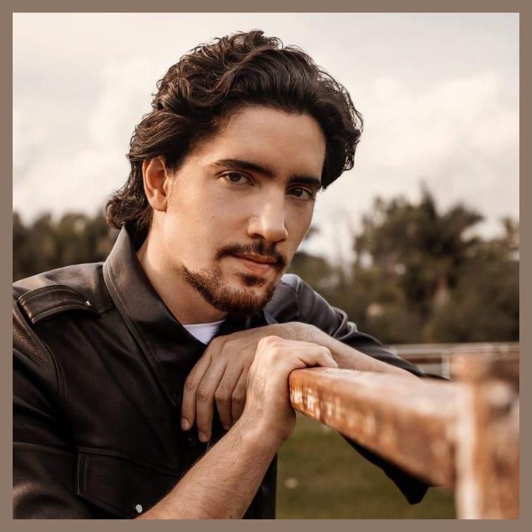 Alex Fernández